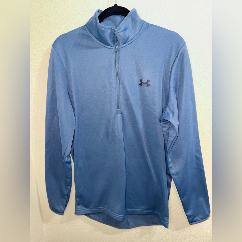 Under Armour NWT Steel Blue‎ Half-Zip Top- Small